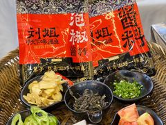 -刘姐啤酒鱼民族演艺餐厅(西街总店)