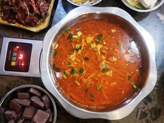 -黄利砖万峰林布依特色酸笋牛肉馆