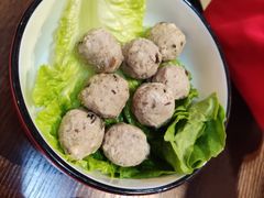 -虾弄弄海派小龙虾·牛羊蝎子火锅