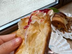 -VERIE BAKEHOUSE