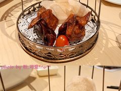 秘制脆皮乳鸽-避风塘(宝山万达店)