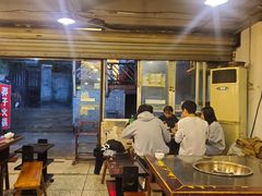 大堂-邓莽子老火锅(中兴路总店)