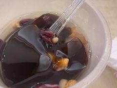 -八婆婆烧仙草(中山路店)