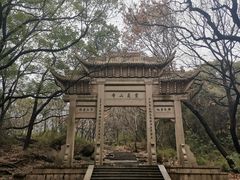 -灵岩山风景区