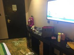 -深圳罗湖东门步行街亚朵X酒店