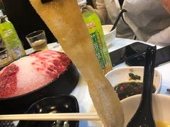 竹荪-鲜入围煮花胶鸡海鲜火锅