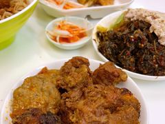 -缅华南国小食店