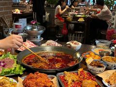 -萍姐火锅·公路夜市(武汉首店)