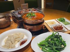 -娜仁图雅蒙古美食村(33小镇店)