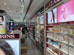 -日上免税店(三径路t3店)