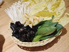 -郭靖·烤全羊·内蒙菜·烧烤(望京旗舰店)