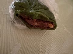 -白玉兰食品甜凤店(合生汇店)