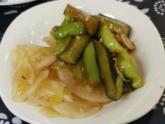 -八两八金·莱芜特色炒鸡(市南漳浦路店)