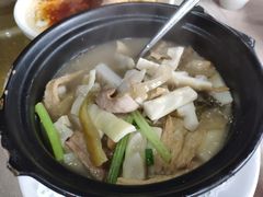 -鲤鱼塘农家山庄