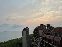 -三亚湾海居铂尔曼度假酒店