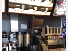 -麦当劳(卫星广场店)