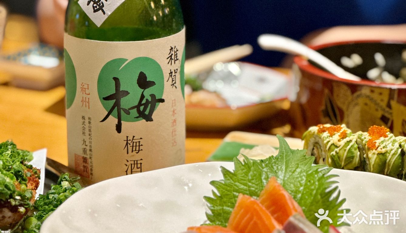 专属冬天的小确幸，三五好友，美食美酒