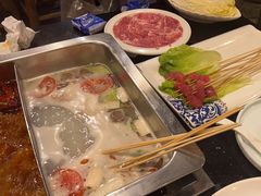 -百年川椒重庆老火锅(光谷店)