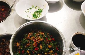 Spicy Pork with Chili