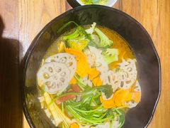 -万记麻辣烫国展总店