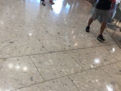 -东荟城名店仓