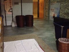 -丽池宫韩式汗蒸会馆(华灯坊店)
