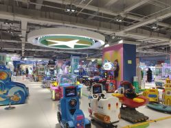 -利奥梦幻主题乐园(爱琴海购物公园店)