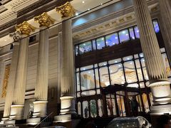 -碧中海汤泉汗蒸酒店