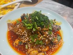 -渝信川菜 · 川味家常菜(财富购物中心店)