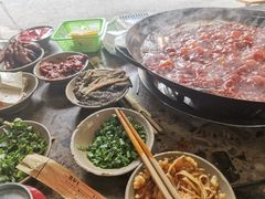 红锅锅底-星鸿社重庆老火锅