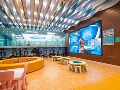 -Swim斯卫姆国际儿童游泳中心(红博中央公园店)