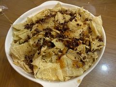 -三鞭一花·独一处·元英砂锅(海光寺店)