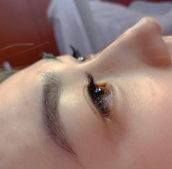 -爱空间美睫健康美甲