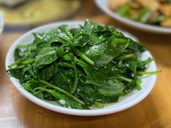 -芦茨金富饭庄·25年老字号·专做稻草鸡