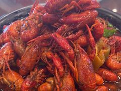 -川流不息·地道川菜·小龙虾(松东路店)