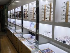 -广州宝岛眼镜武汉和光眼镜市场西区店
