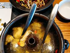 -云海肴·汽锅鸡·云南菜(天山百盛优客店)