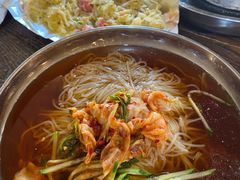 -韩风烤牛肉冷面店