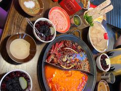 -萍姐火锅·公路夜市(武汉首店)