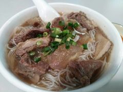 牛腩粉-梓记牛什(總店)
