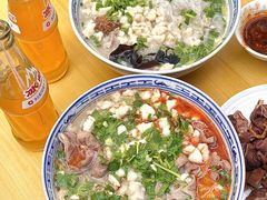 -天发芽·何记葫芦头泡馍·传统小吃(报恩寺街店)