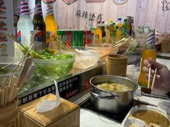 -百品聚旋转火锅(号外店)