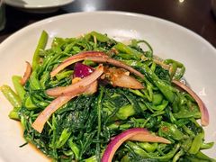 -大头虾越式风味餐厅(光明广场店)