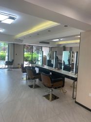 -红人馆造型十添