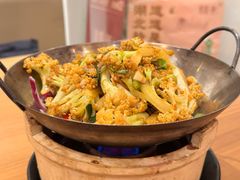 -莲餐厅·湖北菜·潜江小龙虾店(愚园路店)