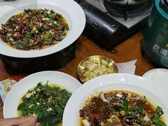 -老滇山寨•云南特色菜•地方菜•民族风情歌舞表演(金碧店)