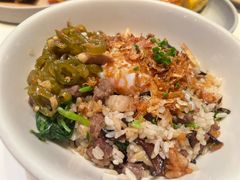 牛肝菌牛脸颊肉拌饭-胡麻(静安嘉里店)
