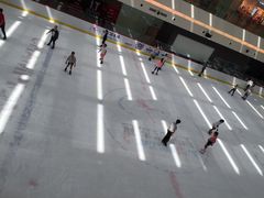 大连百年港湾冠军溜冰场-冠军冰场CHAMPION RINK(百年港湾奥特莱斯店)