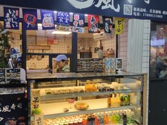 -泰龙城小吃街