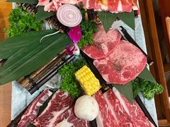 -明洞阿姨·韩式酱蟹烤肉·创意料理(三元桥店)